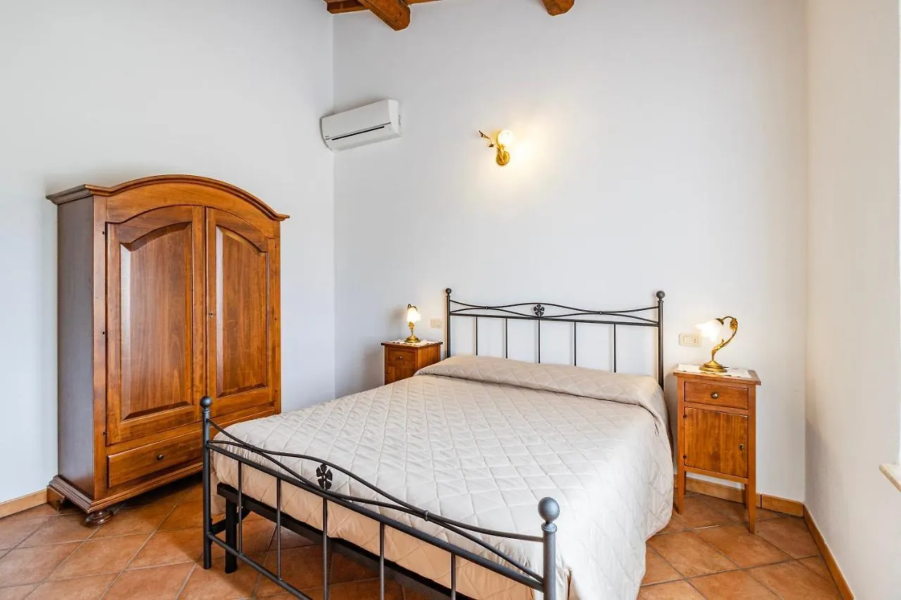 Santarcangelo Apartments - Happy Rentals Asciano